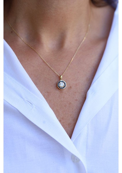 14 Ayar Altın Altıgen Tektaş Kolye fırsatları