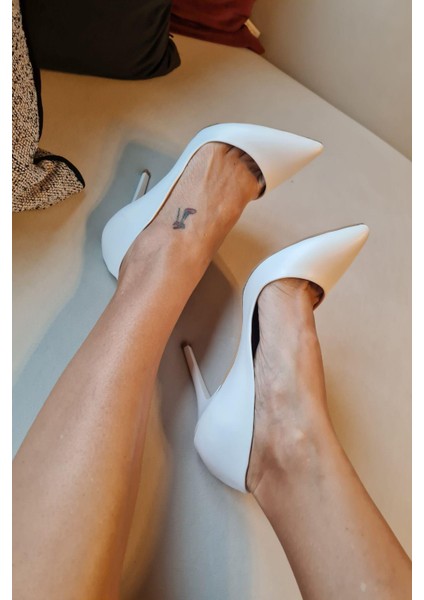 001 200 Topukla Kadın 10 cm Topuklu Klasik Sivri Burun Stiletto