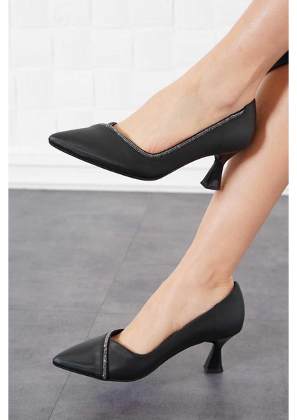 Ventes Şerit Taşlı Kadın 7 Cm Stiletto Saten Kumaş Ayakkabı fiyatları