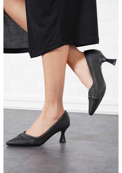 Ventes Şerit Taşlı Kadın 7 Cm Stiletto Saten Kumaş Ayakkabı modelleri