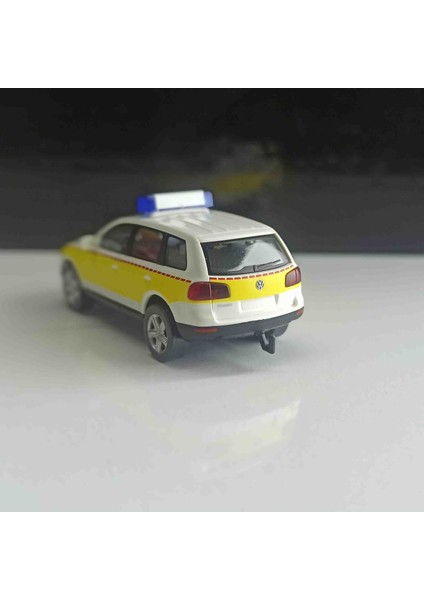 1:87 Rettungsfahrzeug Volkswagen Touareg ( Mini Boy)
