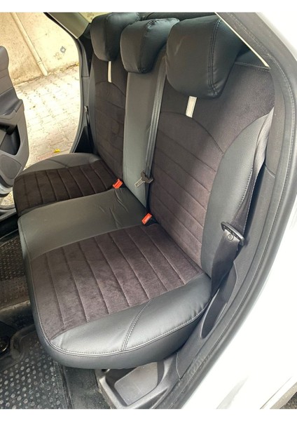 Ford Focus 3 Uyumluarka Sırt Arka Oturma 2+1 Siyah Taytüyü Siyah Deri Karışımı Beyaz Şerit Siyah Ip modelleri