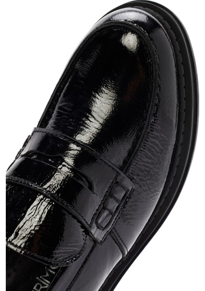 Kadın Siyah Rugan Deri Maskülen Loafer 24Wfd413416