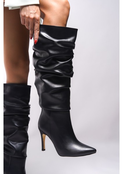 Kadın Körüklü Çizme 00123700 Şık Tasarım ve Konfor Özelliği ile Siyah Renk fırsatları