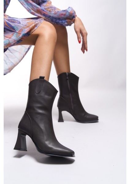 Qhicase Kadın Yüksek Topuklu Kısa Çizme 0012805 fırsatları