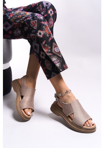Rhehihe Kadın Sandalet 0012201