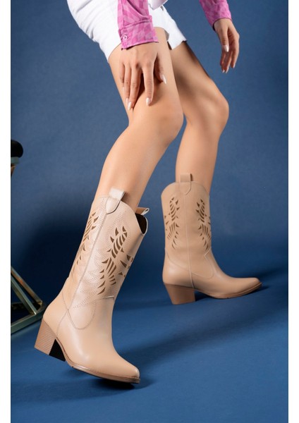 Kadın Çizme Vegan Malzemeden Şık Tasarım 6 cm Topuk Yüksekliği ile Rahat Kullanım modelleri