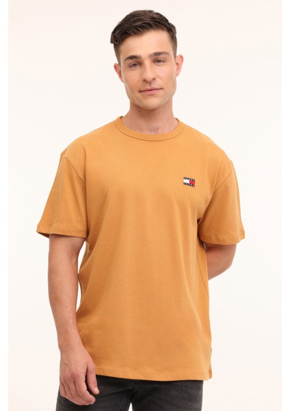 Tjm Reg Badge Tee Ext Kahverengi Erkek Kısa Kol T-Shirt