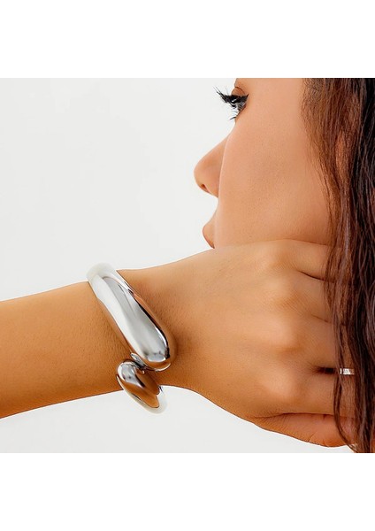 Gümüş Kaplama Kadın Çelik Çapraz Su Damlası Yılan Kelepçe Bileklik Her Bileğe Uygun