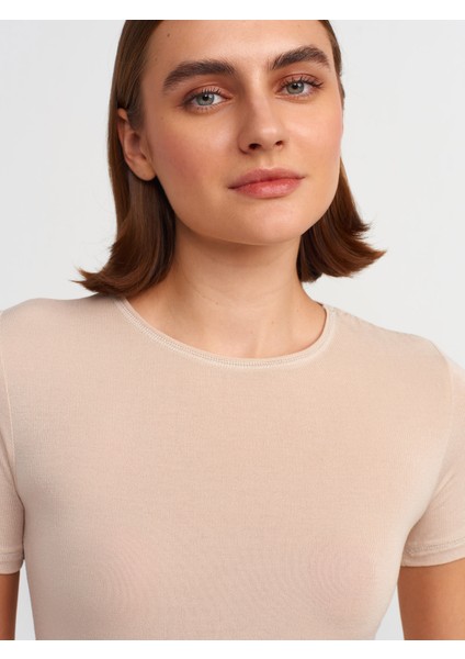 30747 Bisiklet Yaka Basic T-Shirt-Bej fırsatları