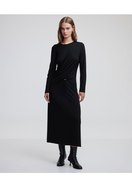 Ayarlanabilir Büzgülü Elbise