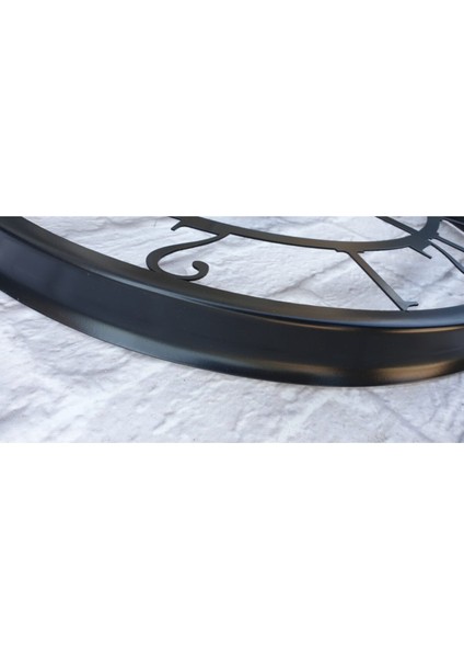 50 X 50 Siyah Renkli Metal Duvar Saati Çap 50 Cm Siyah