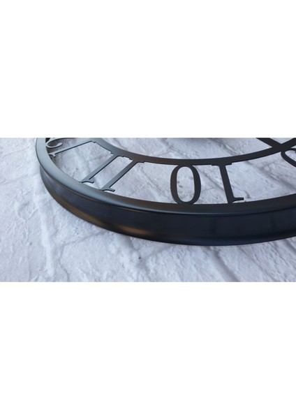 50 X 50 Siyah Renkli Metal Duvar Saati Çap 50 Cm Siyah