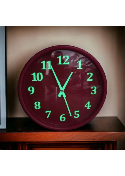 Yuvarlak Fosforlu Gece Parlayan Kırmızı Salon Duvar Saati 28 cm 4 Adet Bez Çanta Hediyeli B8 28 x 2