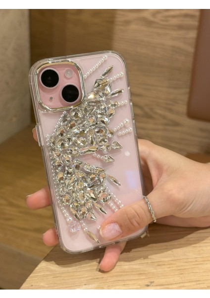 iPhone 15 Uyumlu Gümüş Kristal Taşlı Kelebek Kanadı Desenli Şeffaf Kılıf