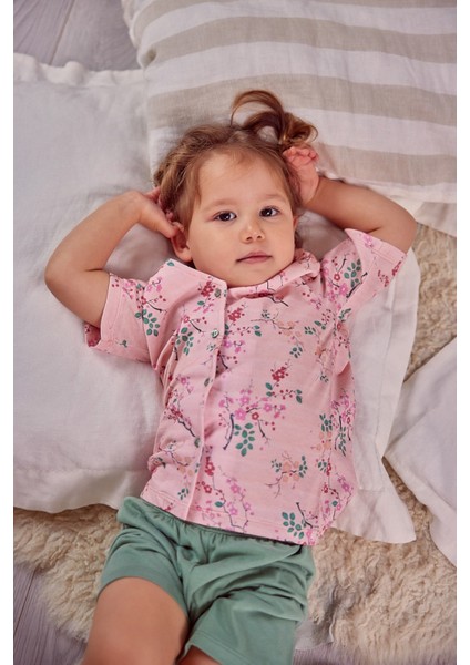 Yaprak Desenli Kız Pijama Takımı - Yeşil