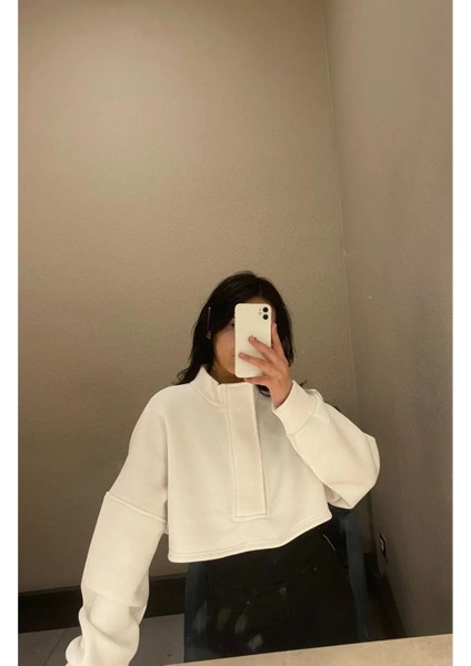 Düğme Detaylı Crop Sweatshirt