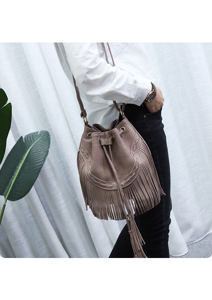 Kadın Çantası Ipli Püsküllü Kova Çanta Omuz Crossbody Çanta (Yurt Dışından) fiyatları