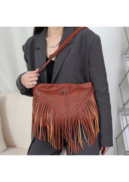 Perçin Püsküllü Crossbody Çanta Kadın Çantası Omuz Çantası (Yurt Dışından) fiyatları