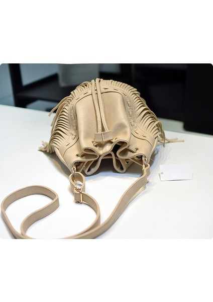 Kadın Çantası Ipli Püsküllü Kova Çanta Omuz Crossbody Çanta (Yurt Dışından) fiyatları