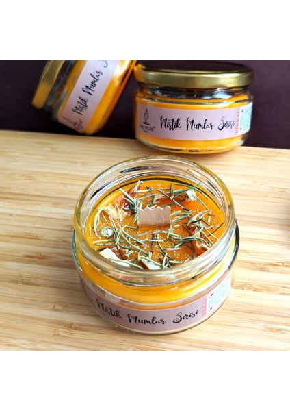 Aşk & Huzur Mumu Biberiye ve Portakal Ritüeli Soya Mum 300 Gr. fırsatları