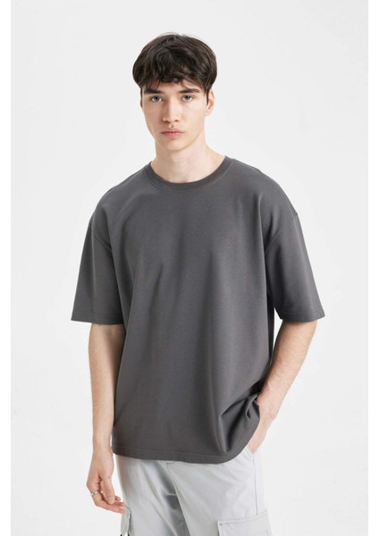 Oversize Geniş Kalıp Bisiklet Yaka Kısa Kollu Basic Düz Ağır Kumaş Tişört X3926AZ24AU