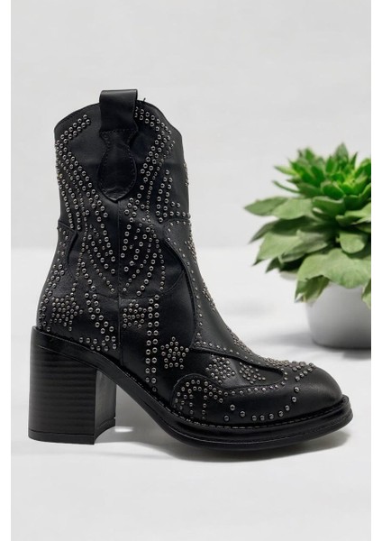 25104752K Siyah Deri Kadın Casual Günlük Bot fiyatları