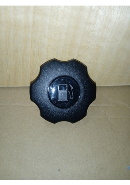 7 Hp Benzinli Çapa Makineleri Plastik Depo Kapağı