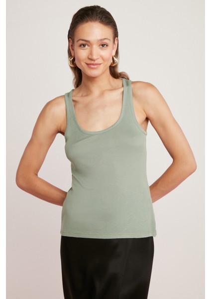 Lorraine Kadın Viskon Elastan Karışımlı Hafif Dökümlü Geniş Askılı Yeşil Atlet fiyatları