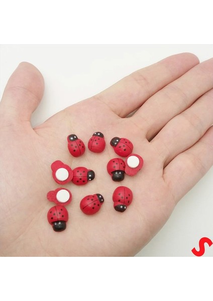 50 Adet Parti Uğur Böceği Ahşap Sticker, 1,9cm x 1,4cm