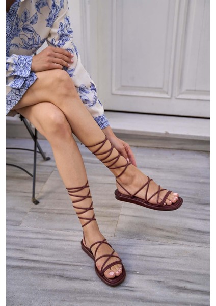 Bordo Kadın Sarma Bağcıklı Puf Sandalet indirimleri