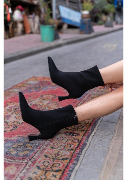 Siyah Mat Kadın Ince Topuklu Bilek Bot fırsatları