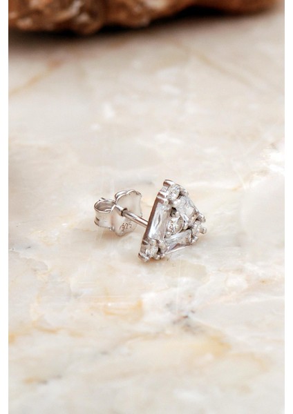 Baget Taşlı Üçgen Mini Rodyumlu Gümüş Küpe 6916 fiyatları