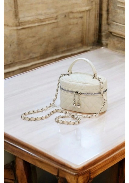 Leslie Krem Kapitone Desen Kadın Kutu Crossbody Bag