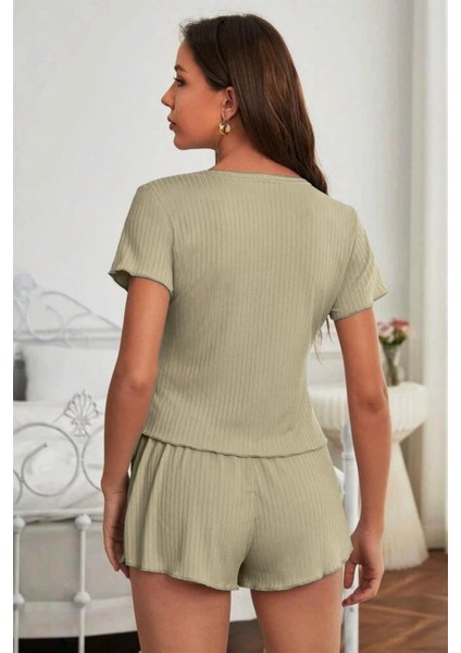 Viskon Mint YeBscitir Store Şili Düğme Detaylı Kısa Kollu Bscitir Store Şort Takım