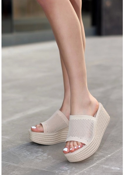 Tiona Bej Triko Dolgu Topuk Terlik fiyatları