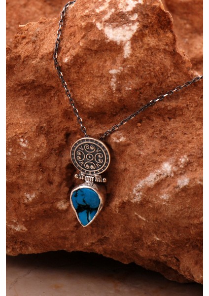 Turkuaz Taşlı Elişi Tasarım Gümüş Kolye