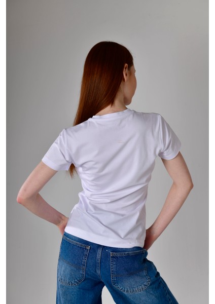 Bisiklet Yaka Basic Tişört fiyatları