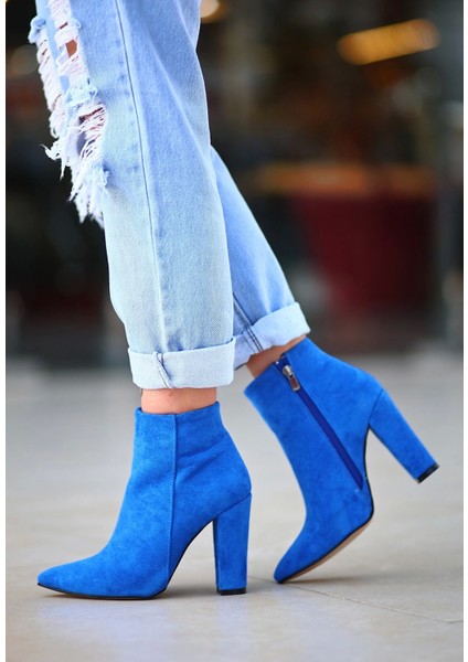 Loora Saks Mavisi Süet Topuklu Bot fırsatları