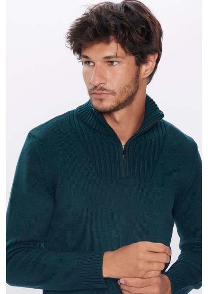 Erkek Slim Fit Dar Kesim Armürlü Fermuarlı Yeşil Dik Yaka Kazak