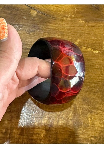 Kırmızı Yılan Desenli Kemik Kadın Hint Bileziği Çap 7 cm