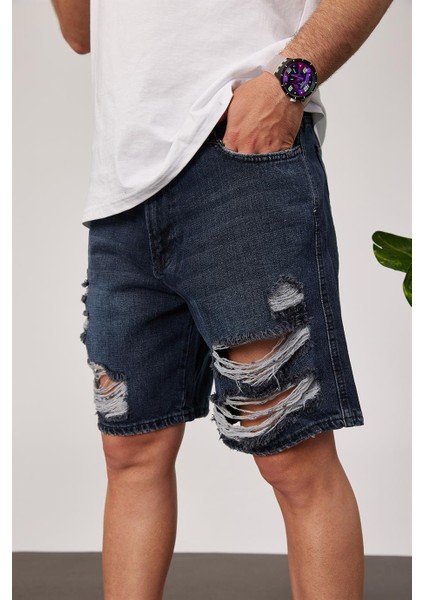 Yırtık Koyu Denim Şort