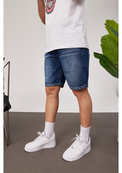 Düz Koyu Denim Kot Şort