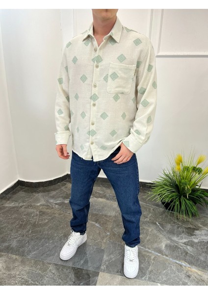 Yeşil Motifli Oversize Krem Keten Gömlek