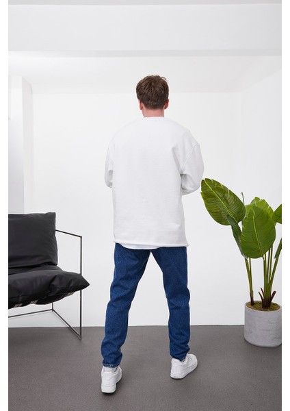 Pis Yaka Beyaz Sweatshirt indirimleri