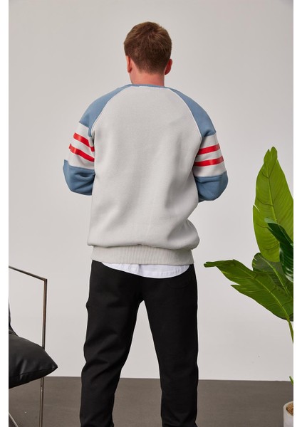 Og Baskılı Gri Sweatshirt fırsatları