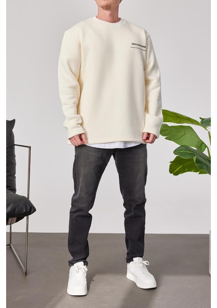 Arkası Yazılı Krem Sweatshirt indirimleri