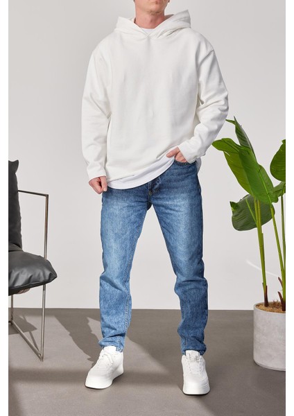 Pis Etek Kapüşonlu Beyaz Sweatshirt