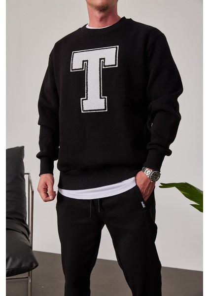 T Harf Baskılı Siyah Sweatshirt fiyatları