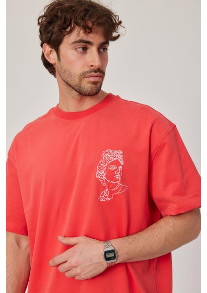 Nakışlı Heykel Baskılı Nar Çiçeği Tshirt fırsatları